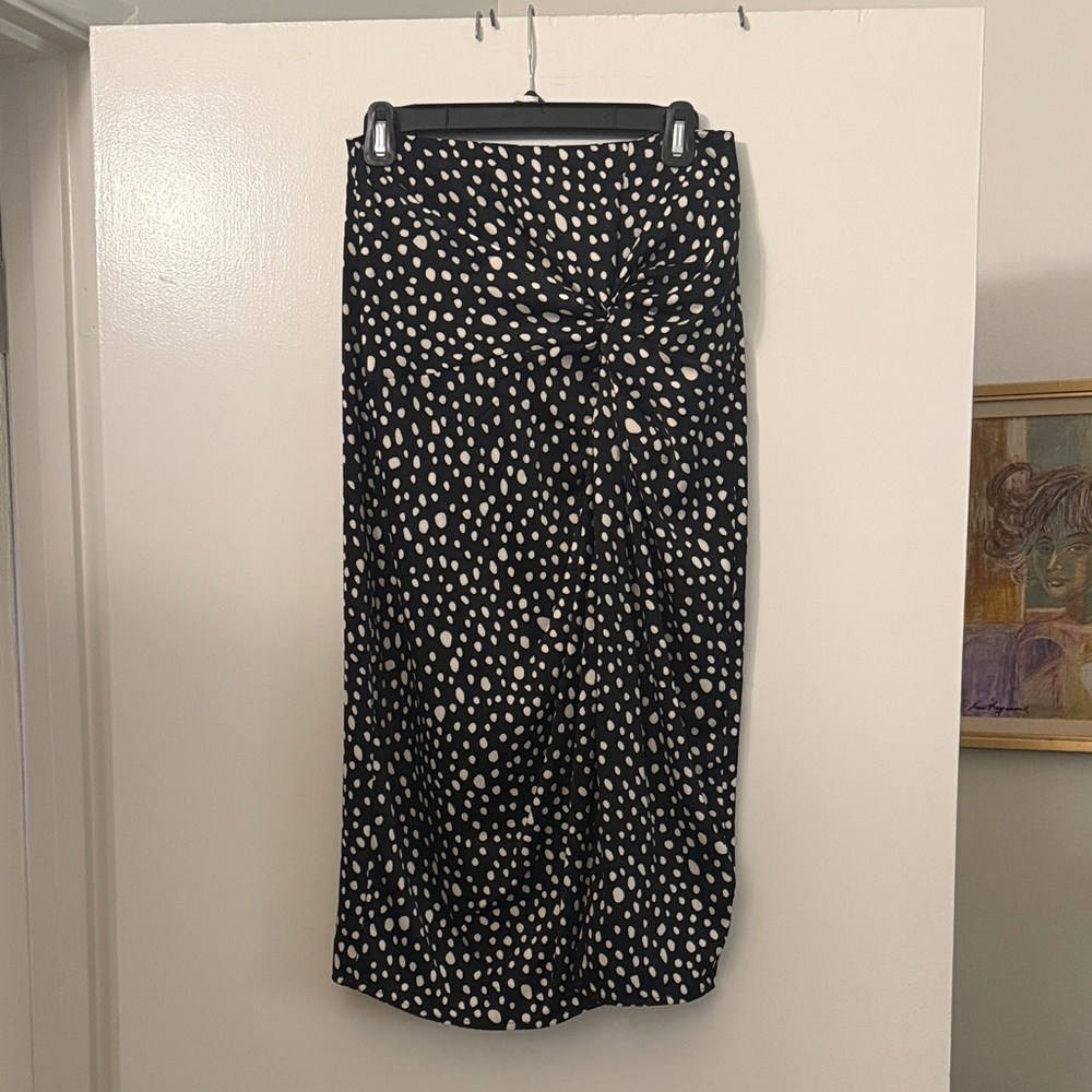 Black and White Polka Dot Pencil Skirt with Gathered Detail Front and slit
